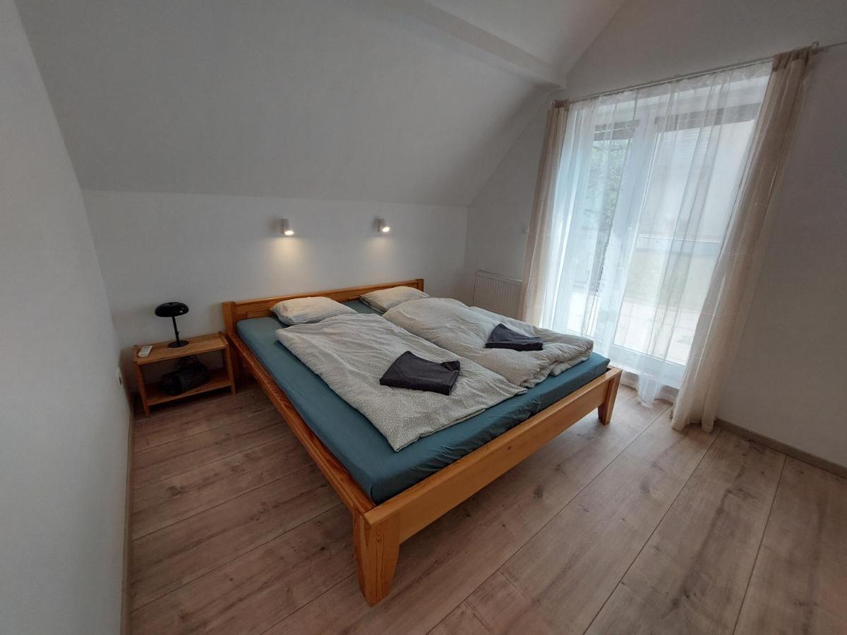 Utulny Apartman V Bratislava 4 Экстерьер фото