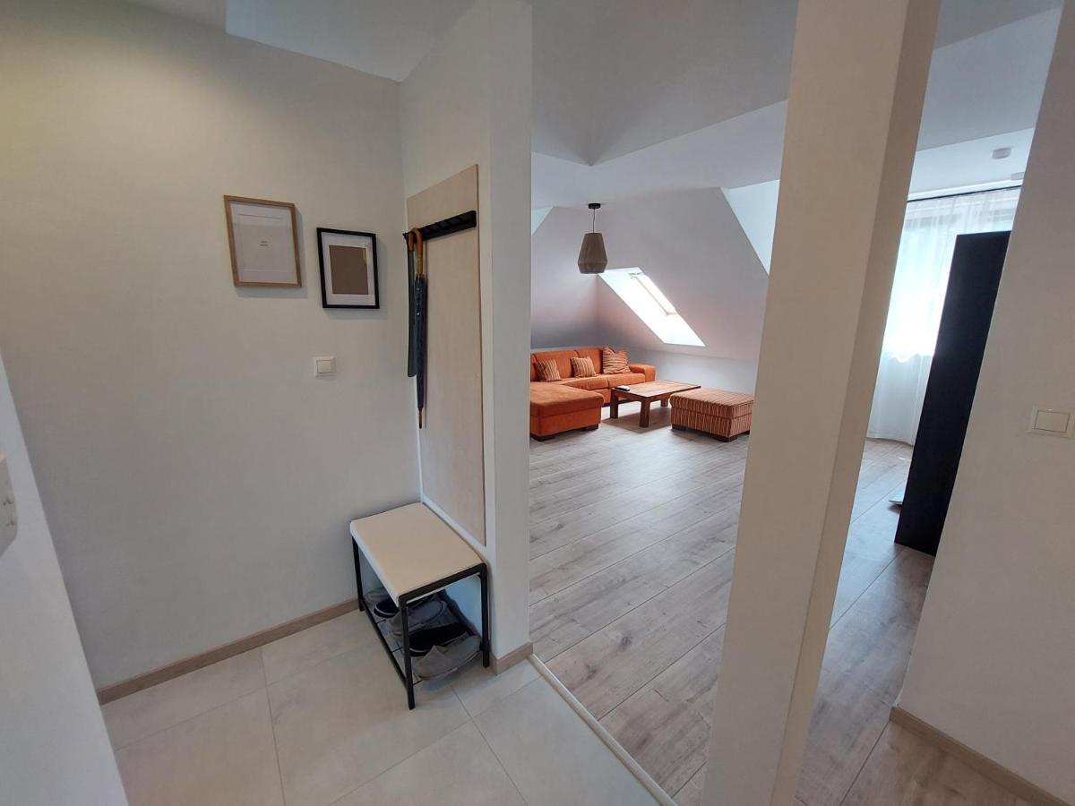 Utulny Apartman V Bratislava 4 Экстерьер фото