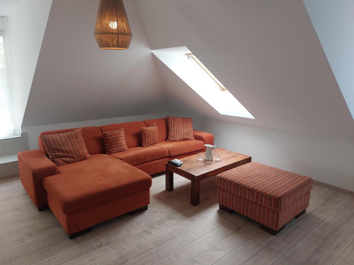 Utulny Apartman V Bratislava 4 Экстерьер фото